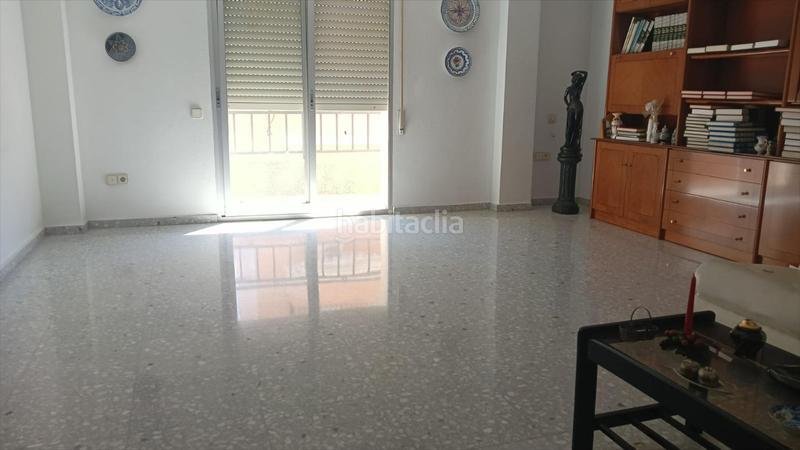 Foto b30f465e-362e-4f3c-a3d9-b002c035d6e4. Casa aparellada a Riba - roja de Túria