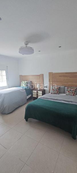 Foto 77eccbad-86a9-4d95-9f62-6556bc33da2e. Casa amb piscina a Riba - roja de Túria