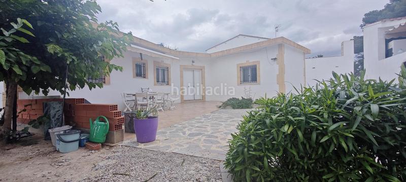 Foto a3179c50-d56c-418f-abda-9eb18597a6ba. Casa amb piscina a Riba - roja de Túria