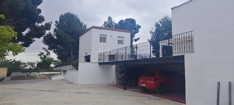 Foto de9f8c41-528d-42ff-b7d6-b74cea87dc8c. Casa amb piscina a Riba - roja de Túria