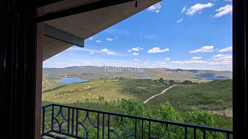 Foto a34501d2-8ba8-4319-94fa-82b8097a041c. Casa a Buñol