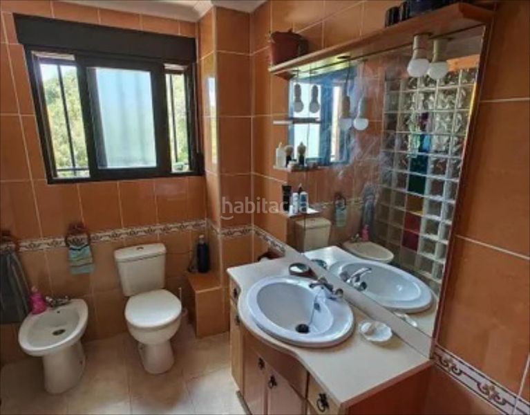 Foto d38531ab-158e-46e7-9dca-f9e97538337a. Casa a Buñol