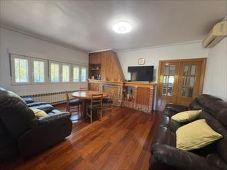 Maison à Riba - roja de Túria. Si quieres disfrutar de la naturaleza disponemos de un chalet de