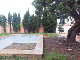 Casa a Vilamarxant. Chalet rústico en zona montehorquera con piscina.3 habitaciones,