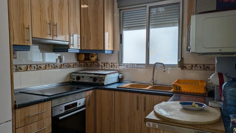 Foto 1864aeb4-7d72-46be-9ac0-bedb51d584bb. Piso se vende piso con ascensor y balcón en quart de poblet 3 habitaciones y 1 bañose encuentra situado cerca del metro y todos los ser en Riba - roja de Túria