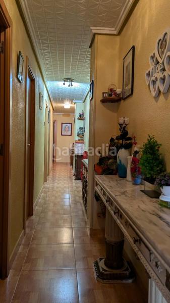 Foto 2703a0f4-a985-4900-abbd-b60c2a1ad19c. Piso se vende piso con ascensor y balcón en quart de poblet 3 habitaciones y 1 bañose encuentra situado cerca del metro y todos los ser en Riba - roja de Túria