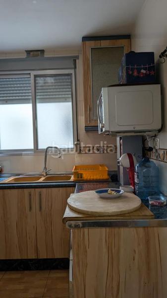 Foto 2def187d-9057-4a02-a1f6-deddc675cb7b. Piso se vende piso con ascensor y balcón en quart de poblet 3 habitaciones y 1 bañose encuentra situado cerca del metro y todos los ser en Riba - roja de Túria