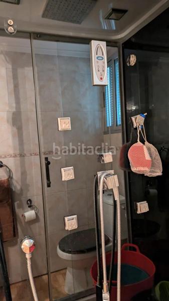 Foto a17255bf-6d02-4663-b1fa-9f5da193dbd3. Piso se vende piso con ascensor y balcón en quart de poblet 3 habitaciones y 1 bañose encuentra situado cerca del metro y todos los ser en Riba - roja de Túria