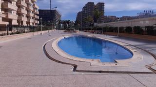 Piccolo appartamento in Sol Park. Se vende piso con garaje y trastero en residencial con piscina e