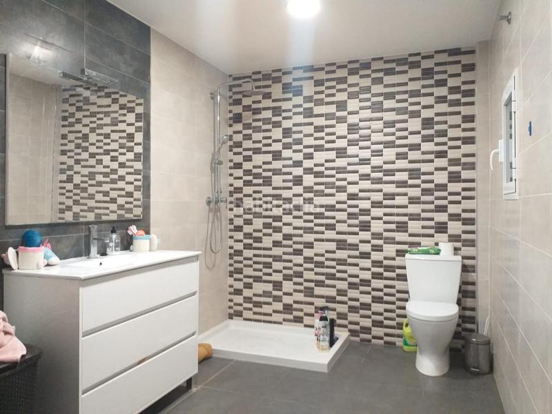 Foto 52fc2c91-2c45-49be-94d3-a20cd8ac3474. Casa amb piscina a Riba - roja de Túria