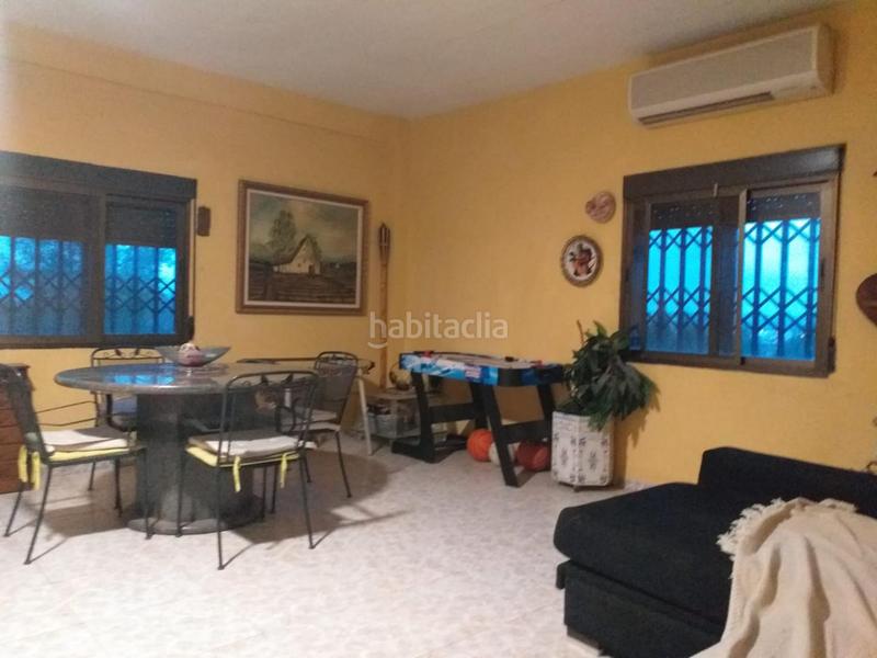 Foto cbdcdf95-e587-49d9-81e4-faf42fc139f5. Casa amb piscina a Riba - roja de Túria