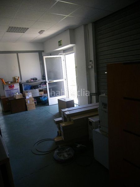 Foto a4b20b06-6af3-4632-9998-3070a2731bd9. Local comercial a Utiel