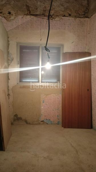 Foto 5e6c4301-9abf-4f2f-8a85-72a73fda3177. Casa adossada a Riba - roja de Túria