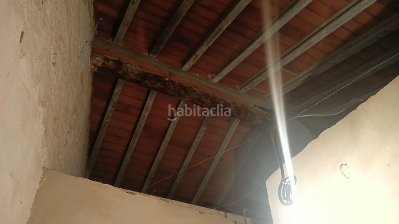 Foto a9378217-e2b3-4b46-b9e5-4e9d852f0650. Casa adossada a Riba - roja de Túria
