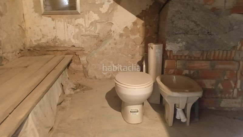 Foto c378257b-27d7-4601-8683-bfd658a9a803. Casa adossada a Riba - roja de Túria