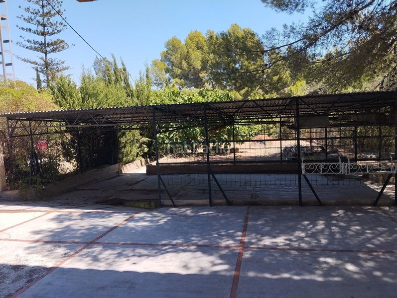 Foto 67c165a8-72ab-46e8-ad66-c66602086ec6. Casa amb piscina a Olocau