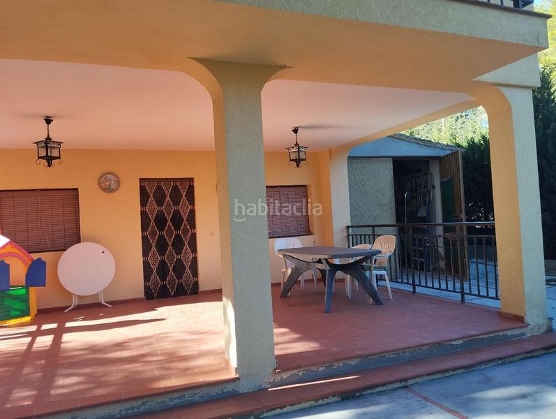 Foto e926c152-8657-476b-82ba-0a88f48f47b4. Casa amb piscina a Olocau