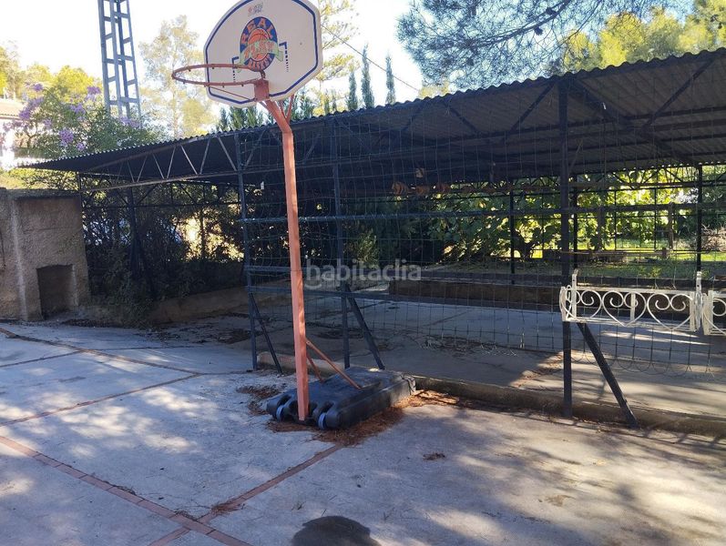 Foto fdecb4d9-52df-402f-9883-98e050cafdf3. Casa amb piscina a Olocau