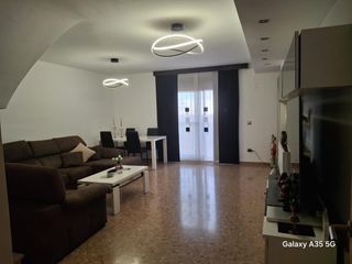 Dachwohnung in Riba - roja de Túria. Se vende ático con piscina en ribaroja de turia, 3 habitaciones,