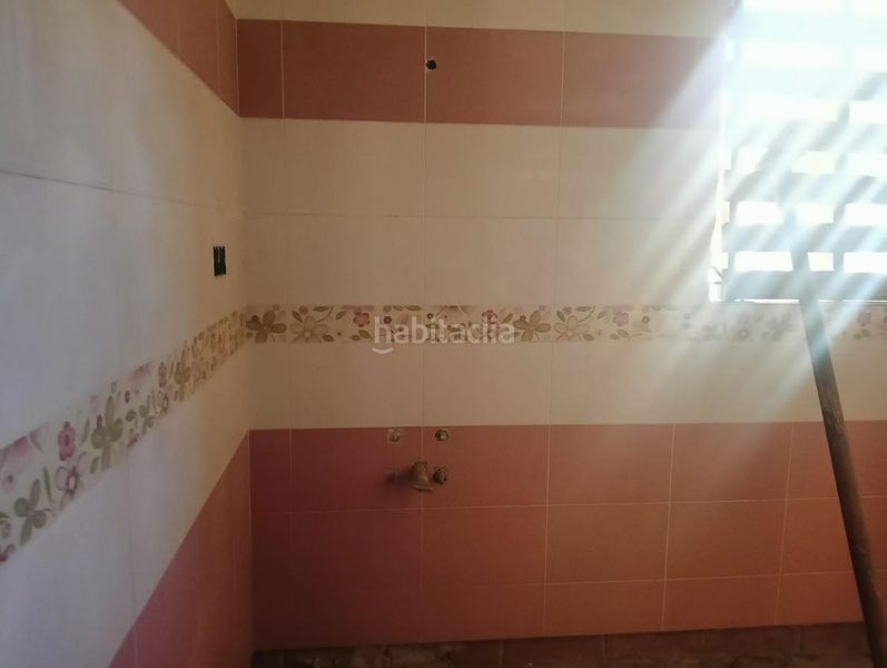 Foto 0d3047ee-76f9-49a6-93c9-020422bc1112. Casa amb piscina a Riba - roja de Túria