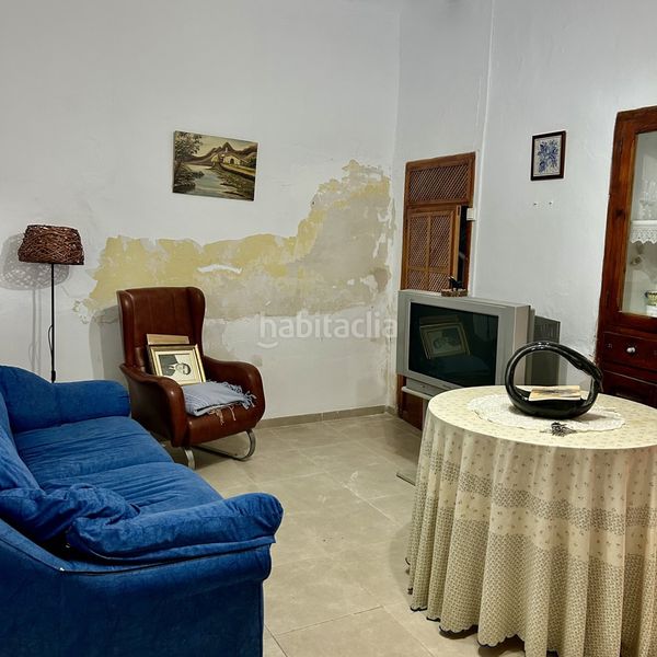 Foto 7898d835-b926-4e02-9d28-45a30940d61a. Casa adossada a Bugarra