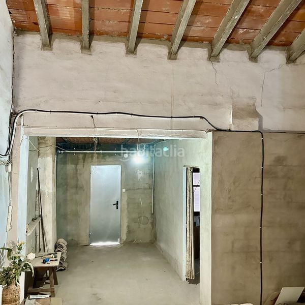 Foto a470bddd-299f-4ab6-b11c-3756d1e5cdb5. Casa adossada a Bugarra