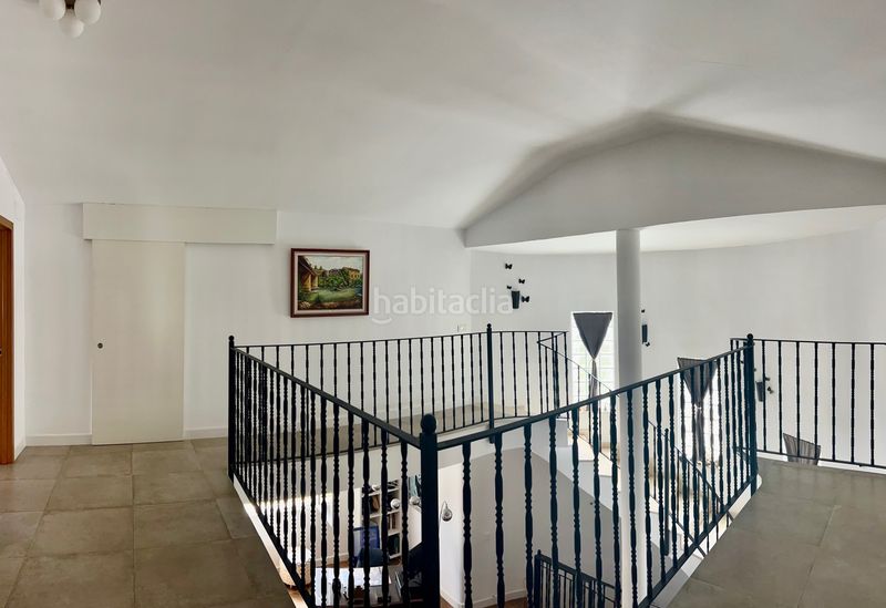 Foto d57f94be-2700-4c2c-bdbb-8e5ad887a991. Casa amb piscina a Riba - roja de Túria