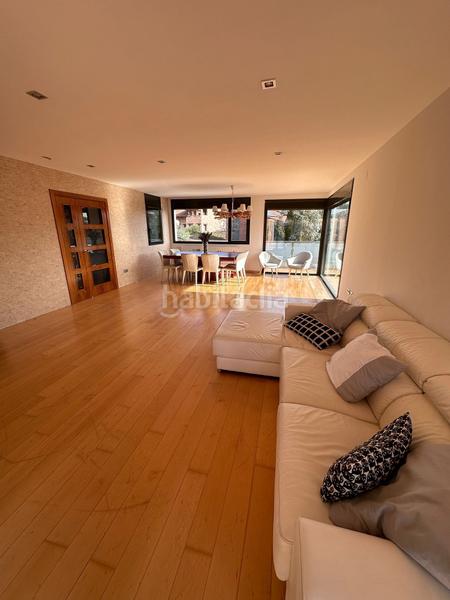 Foto f572786e-b847-4573-91c3-c1ce9723858d. Casa con piscina in Alpicat