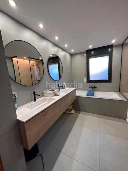 Foto f6ad8668-2b75-4e62-ac57-0467eb14d17a. Casa con piscina in Alpicat