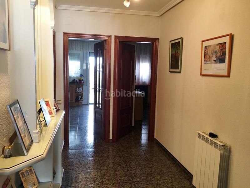 Foto f54a8064-e36f-44de-990f-155a33483dcc. Casa a Llívia Lleida