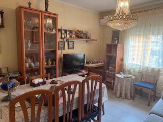 Pis a Joc de la Bola - Camps d'Esports. Piso en passeig de ronda