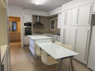 Pis a Instituts-Universitat. Amplio piso reformado en zona instituts  lleida