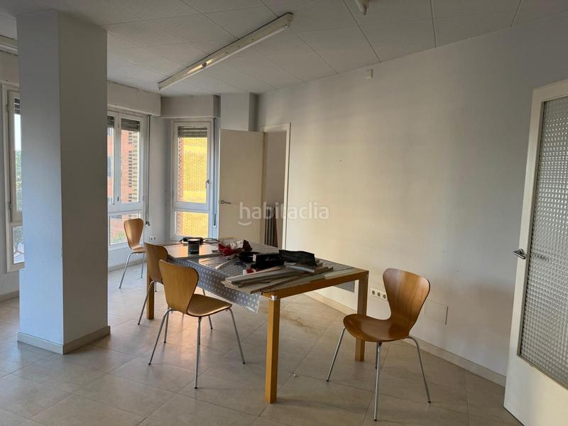 Foto 3d8b6d7d-a5a2-4880-b2fb-2614a16564b1. Piso amplio piso reformado en zona instituts en Instituts-Universitat Lleida