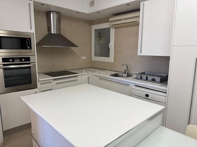 Foto 8f5e25f9-05d2-4801-b251-d22afc8d4d1f. Piso amplio piso reformado en zona instituts en Instituts-Universitat Lleida