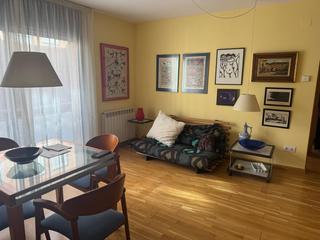 Apartament a Instituts-Universitat. Encantador apartamento en maragall