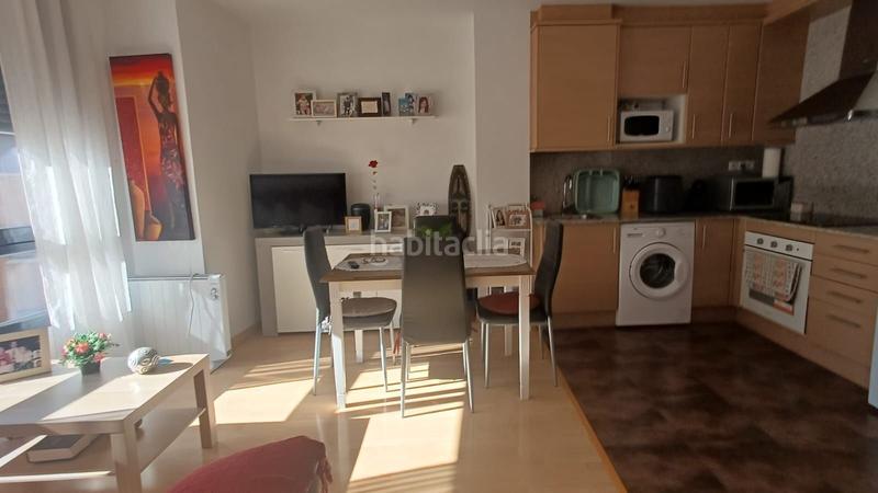 Foto 97f2ffc2-b842-43c2-8bfa-956a30b98ef1. Apartament a Llívia Lleida