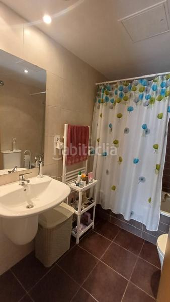 Foto a3230f88-1ee4-4199-bccf-32cfeaaae4ef. Apartament a Llívia Lleida