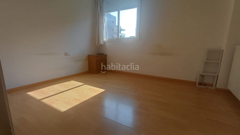 Foto e2fefda3-9f81-4d3e-bf6c-5db683d7e5f2. Apartament amb calefacció a Balàfia Lleida