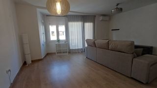 Miete Etagenwohnung in Príncep de Viana-Clot-Xalets Humbert Torres. Piso en alquiler ideal para estudiantes  c príncep de viana llei