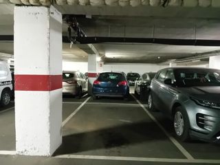 Posto auto in Joc de la Bola - Camps d'Esports