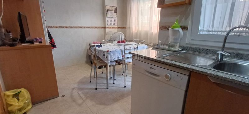 Foto 0a4579f4-55fe-4b51-9e76-53a9805caeec. Casa adossada amb calefacció a Pardinyes Lleida