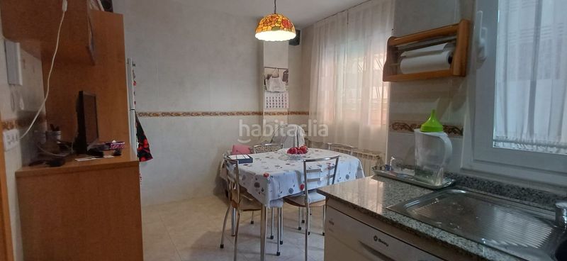 Foto c4f82ab1-fd2c-43eb-8d10-0c6fd081b1d8. Casa adossada amb calefacció a Pardinyes Lleida