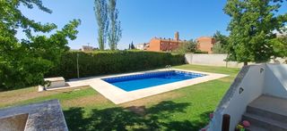 Casa adossada a Benavent de Segri�. Magn�fica casa adosada en benavent de segri�