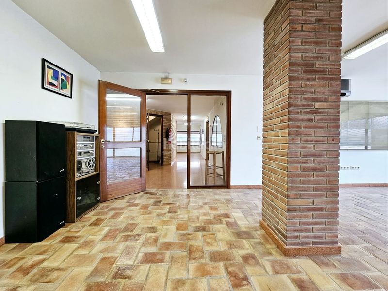 Foto 4ef4b972-f97c-4776-b13a-814184a9c2d7. Local comercial a Almacelles