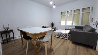 Lloguer Pis a Instituts-Universitat. Alquiler vivienda en zona centro