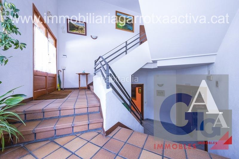 Foto 33470915-aa5c-4559-8c4f-b02edf93a863. Edificio en Setcases