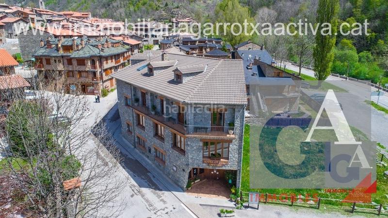Foto 92ab59c0-77a0-4575-8095-bc289de8f8e7. Edificio en Setcases