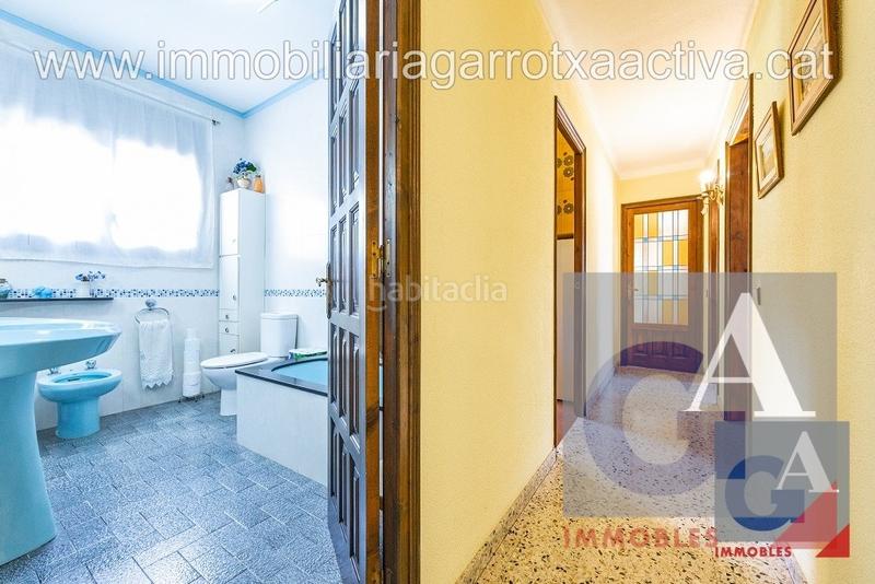 Foto b6371666-65de-4c2f-a94c-dde7e98d9b0a. Haus mit heizung parking in Vall d´en Bas (La)