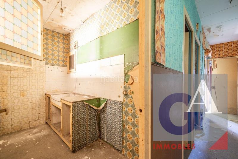 Foto 3c6b97cc-469c-4f6e-984c-645ecf199fd5. Edificio en Olot