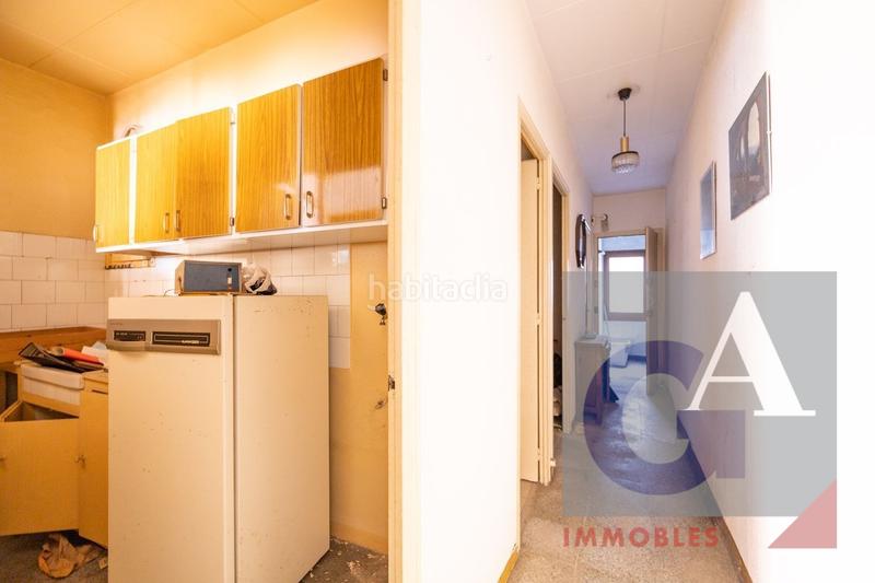 Foto b94d8b6c-063a-4e1b-ae3e-121d81a362e8. Edificio en Olot